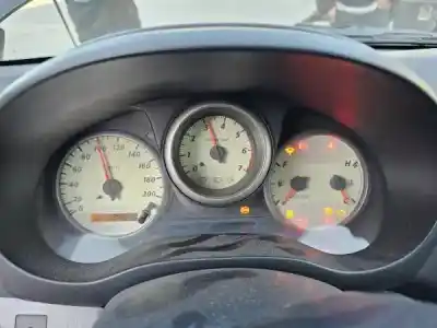 Veículo de Sucata toyota rav4 (a2) 2.0 d-4d 4wd do ano 2003 alimentado 1cd-ftv