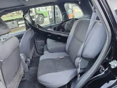 Veículo de Sucata toyota rav4 (a2) 2.0 d-4d 4wd do ano 2003 alimentado 1cd-ftv