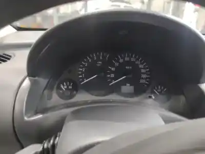 Scrapping Vehicle opel corsa c 1.2 16v cat (z 12 xe / lw4) of the year 2001 powered z 12 xe