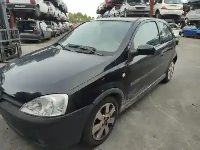 Véhicule à la ferraille opel corsa c (x01) 1.7 dti (f08 f68) de l'année 2002 alimenté y 17 dt