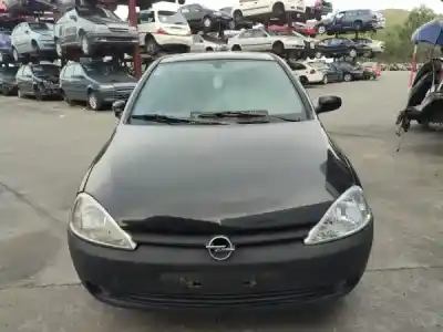 Véhicule à la ferraille opel corsa c (x01) 1.7 dti (f08 f68) de l'année 2002 alimenté y 17 dt