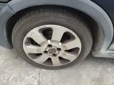 Véhicule à la ferraille opel corsa c (x01) 1.7 dti (f08 f68) de l'année 2002 alimenté y 17 dt