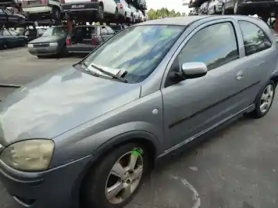 Véhicule à la ferraille opel corsa c (x01) 1.2 (f08, f68) de l'année 2003 alimenté z 12 xe Véhicule à la ferraille opel corsa c (x01) 1.2 (f08, f68) de l'année 2003 alimenté z 12 xe