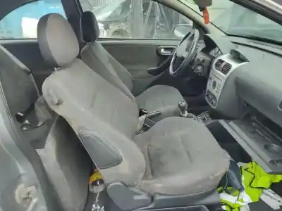 Véhicule à la ferraille opel corsa c (x01) 1.2 (f08, f68) de l'année 2003 alimenté z 12 xe Véhicule à la ferraille opel corsa c (x01) 1.2 (f08, f68) de l'année 2003 alimenté z 12 xe