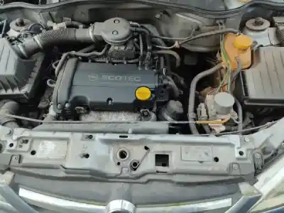 Véhicule à la ferraille opel corsa c (x01) 1.2 (f08, f68) de l'année 2003 alimenté z 12 xe Véhicule à la ferraille opel corsa c (x01) 1.2 (f08, f68) de l'année 2003 alimenté z 12 xe