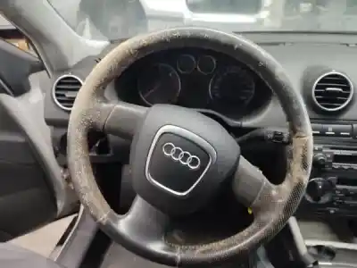 Veículo de Sucata audi a3 (8p1) 1.9 tdi do ano 2009 alimentado 