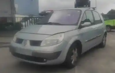 Veículo de Sucata renault scénic ii (jm0/1_) 1.4 (jm0b jm0h jm1a) do ano 2003 alimentado 