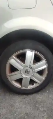 Veículo de Sucata renault scénic ii (jm0/1_) 1.4 (jm0b jm0h jm1a) do ano 2003 alimentado 