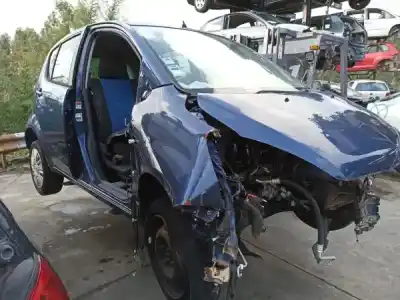 Scrapping Vehicle opel agila (b) (h08) 1.0 (f68) of the year 2008 powered 