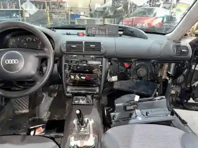 Scrapping Vehicle audi a3 (8l1) 122 (bj10_) gasolina 2000 5p of the year 2022 powered 