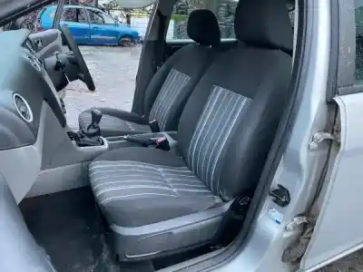 Veicolo di demolizione ford focus ii (da_, hcp, dp) 1.8 tdci dell'anno 2010 alimentato kkda