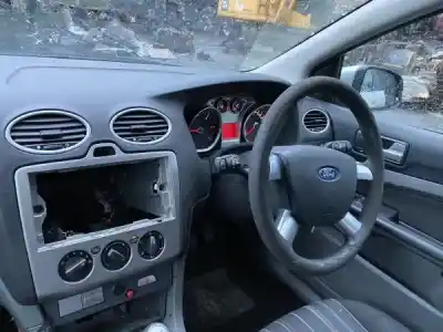 Veicolo di demolizione ford focus ii (da_, hcp, dp) 1.8 tdci dell'anno 2010 alimentato kkda