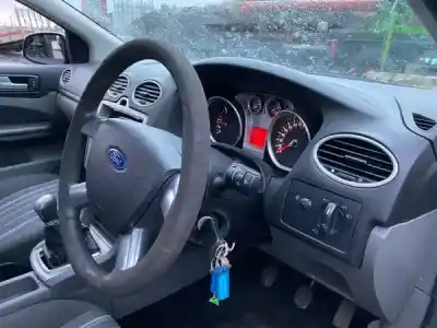 Veicolo di demolizione ford focus ii (da_, hcp, dp) 1.8 tdci dell'anno 2010 alimentato kkda