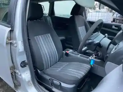 Veicolo di demolizione ford focus ii (da_, hcp, dp) 1.8 tdci dell'anno 2010 alimentato kkda