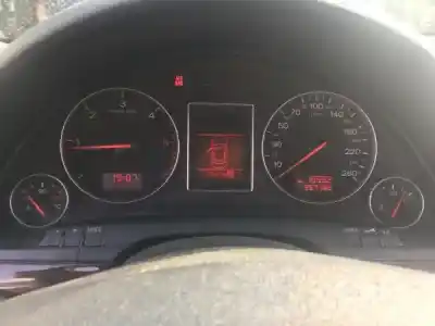 Scrapping Vehicle audi a4 b6 avant (8e5) 2.5 tdi of the year 2002 powered  Scrapping Vehicle audi a4 b6 avant (8e5) 2.5 tdi of the year 2002 powered