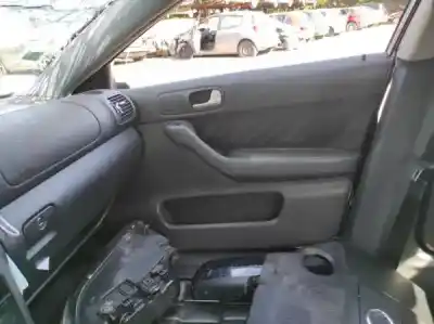 Здавання транспортного засобу audi a3 (8l1) 1.6 року 2001 потужний 