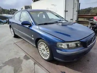 Veículo de Sucata volvo s60 i (384) 2.0 t do ano 2001 alimentado b 5204 t5