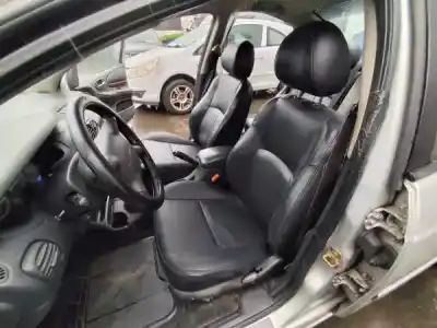 Scrapping Vehicle chrysler neon ii 1.6 of the year 2001 powered ejd