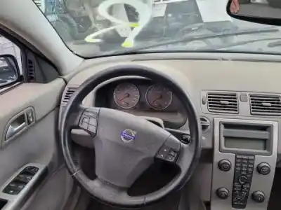 Veicolo di demolizione volvo s40 ii (ms) 2.4 gasolina 2004 4p dell'anno 2005 alimentato b 5244 s5