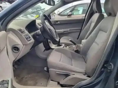 Veicolo di demolizione volvo s40 ii (ms) 2.4 gasolina 2004 4p dell'anno 2005 alimentato b 5244 s5