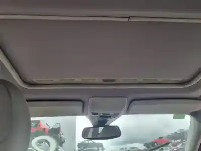 Veicolo di demolizione volvo s40 ii (ms) 2.4 gasolina 2004 4p dell'anno 2005 alimentato b 5244 s5