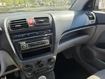 Veículo de Sucata kia picanto (ba) 1.1 crdi gasóleo 2008 5p do ano 2006 alimentado d3fa