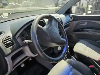 Veículo de Sucata kia picanto (ba) 1.1 crdi gasóleo 2008 5p do ano 2006 alimentado d3fa