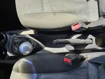 Veículo de Sucata kia picanto (ba) 1.1 crdi gasóleo 2008 5p do ano 2006 alimentado d3fa