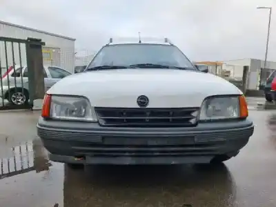 Veículo de Sucata opel kadett e (t85) 1.7 d (c19. d19) do ano 1993 alimentado 17 d