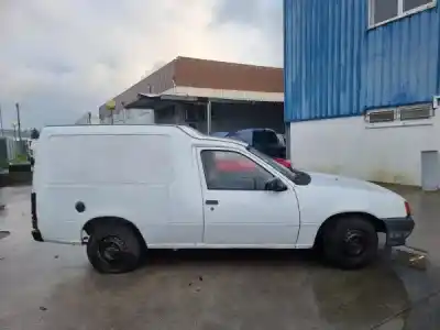 Veículo de Sucata opel kadett e (t85) 1.7 d (c19. d19) do ano 1993 alimentado 17 d