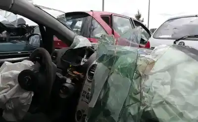 Veículo de Sucata opel corsa d van gasóleo 2008 3p do ano 2008 alimentado a 13 dtc