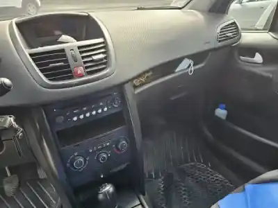 Veicolo di demolizione peugeot 207/207+ (wa_, wc_) 1.4 hdi dell'anno 2010 alimentato 8hr (dv4c)