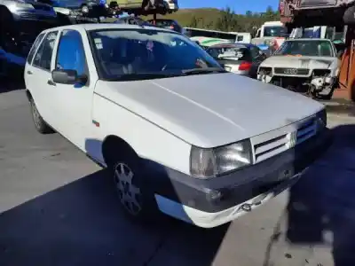 Veículo de Sucata fiat tipo hatchback (160_) 1.4 (160.ac) gasolina 5p do ano 1993 alimentado 