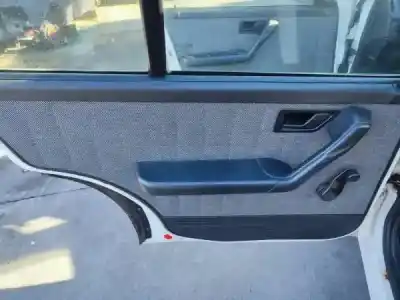 Veículo de Sucata fiat tipo hatchback (160_) 1.4 (160.ac) gasolina 5p do ano 1993 alimentado 