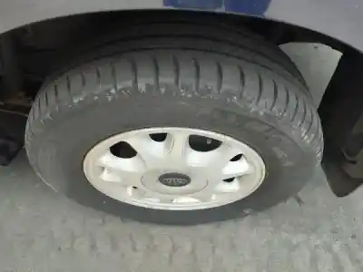 Veículo de Sucata kia carnival i (up) 2.9 tdi do ano 2000 alimentado j3