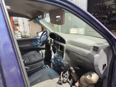 Veículo de Sucata kia carnival i (up) 2.9 tdi do ano 2000 alimentado j3