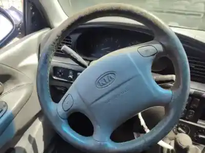 Veículo de Sucata kia carnival i (up) 2.9 tdi do ano 2000 alimentado j3