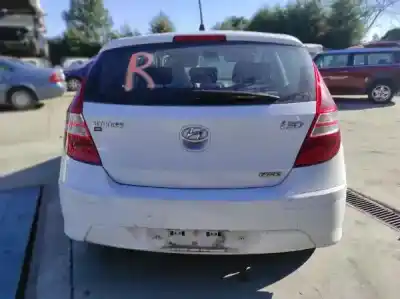 Veicolo di demolizione hyundai i30 (fd) 1.6 crdi dell'anno 2011 alimentato d4fb