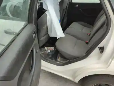 Vehicul casat ford focus ii (da_, hcp, dp) 1.6 al anului 2005 alimentat hwda Vehicul casat ford focus ii (da_, hcp, dp) 1.6 al anului 2005 alimentat hwda