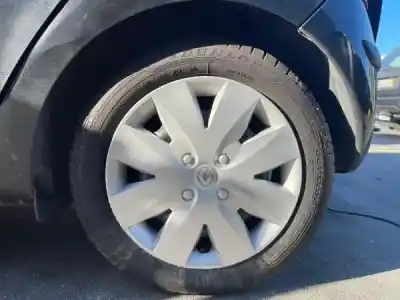 Sloopvoertuig renault modus / grand modus (f/jp0_) 1.2 (jp0c jp0k fp0c fp0k fp0p jp0p jp0t) van het jaar 2004 aangedreven d4f 740