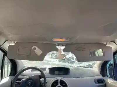 Sloopvoertuig renault modus / grand modus (f/jp0_) 1.2 (jp0c jp0k fp0c fp0k fp0p jp0p jp0t) van het jaar 2004 aangedreven d4f 740