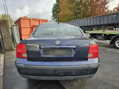 Veículo de Sucata volkswagen passat 3b2 1.9 tdi do ano 1998 alimentado 