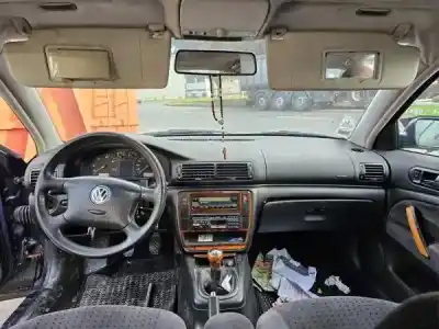 Veículo de Sucata volkswagen passat 3b2 1.9 tdi do ano 1998 alimentado 