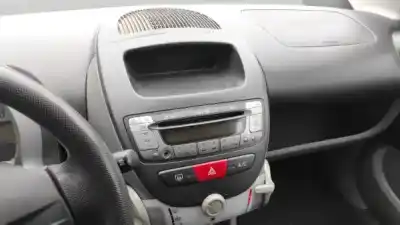 Veículo de Sucata citroen c1 1.4 hdi cat (8ht / dv4td) do ano 2008 alimentado 8ht (dv4td)