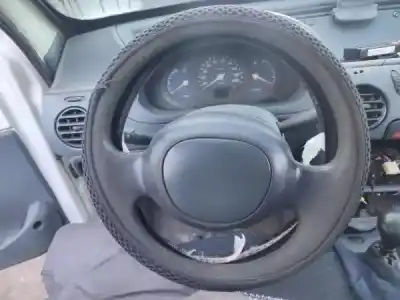 Véhicule à la ferraille renault kangoo express (fc0/1_) d 65 1.9 (fc0e fc02 fc0j fc0n) de l'année 1998 alimenté f8q 662