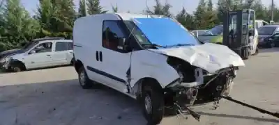 Veículo de Sucata fiat doblo cargo (263_) 1.3 d multijet do ano 2014 alimentado 