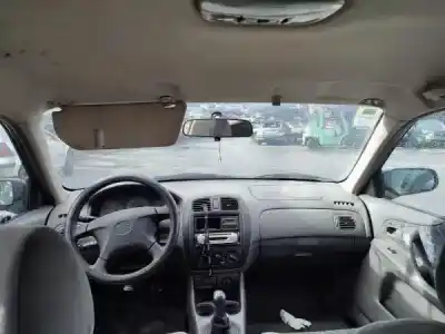 Veicolo di demolizione mazda 323 s vi (bj) 1.3 16v dell'anno 1999 alimentato b3 me