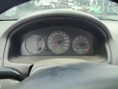 Veicolo di demolizione mazda 323 s vi (bj) 1.3 16v dell'anno 1999 alimentato b3 me