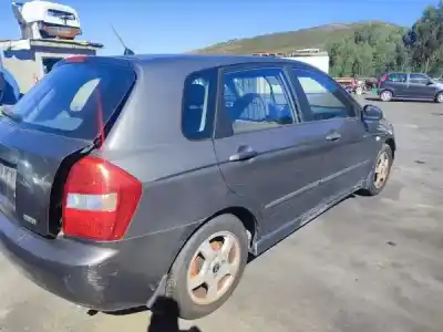 Veículo de Sucata kia cerato (ld) 1.5 crdi do ano 2005 alimentado d4fa