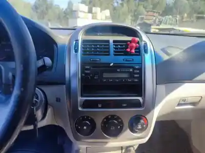 Veículo de Sucata kia cerato (ld) 1.5 crdi do ano 2005 alimentado d4fa